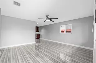 4805 NW 27th Way, Tamarac, FL 33309 - Photo 5