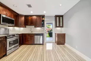 4805 NW 27th Way, Tamarac, FL 33309 - Photo 7