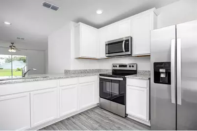 375 SW Dwight Ave, Port Saint Lucie, FL 34983 - Photo 5