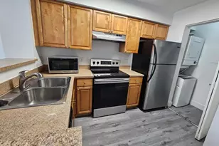 12118 St.Andrews Pl, Miramar, FL 33025 - Photo 5