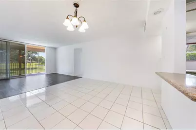 3150 W Rolling Hills Cir, Unit #210, Davie, FL 33328 - Photo 17