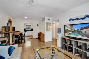 601 SE 5th Ct, Fort Lauderdale, FL 33301 - Photo 3