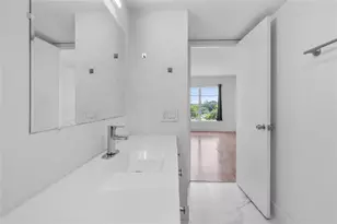 4164 Inverrary Dr, Lauderhill, FL 33319 - Photo 7