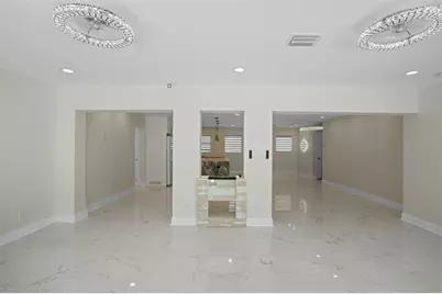 2116  Mariner Dr, Fort Lauderdale, FL 33316 - Photo 15