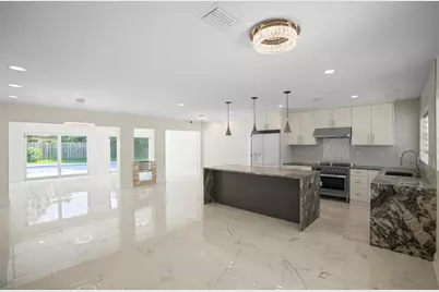 2116  Mariner Dr, Fort Lauderdale, FL 33316 - Photo 3