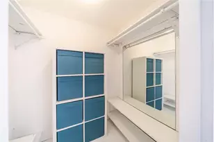 20379 W Country Club Dr, Aventura, FL 33180 - Photo 17