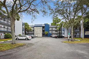 3170 Holiday Springs Blvd, Pompano Beach, FL 33063 - Photo 1