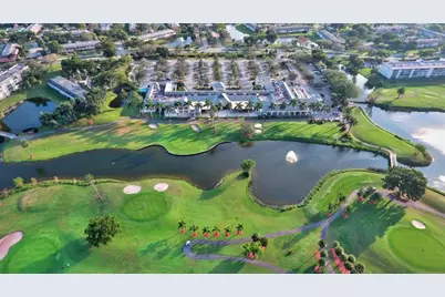 2802  Victoria Way, Unit #E2, Coconut Creek, FL 33066 - Photo 33