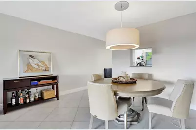 2802  Victoria Way, Unit #E2, Coconut Creek, FL 33066 - Photo 7