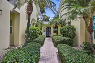 2660 NE 8th Ave, Wilton Manors, FL 33334 - Photo 25