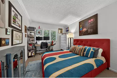 2660 NE 8th Ave, Unit #208, Wilton Manors, FL 33334 - Photo 17