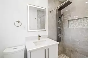 121 Almar Dr, Wilton Manors, FL 33334 - Photo 29