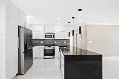 121  Almar Dr, Wilton Manors, FL 33334 - Photo 15