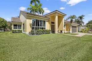 1210 NW 193rd Ave, Pembroke Pines, FL 33029 - Photo 3