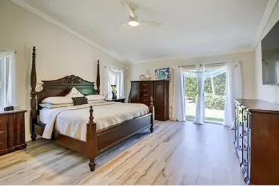 1210 NW 193rd Ave, Pembroke Pines, FL 33029 - Photo 17