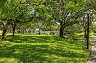 5815 NW 96th Dr, Parkland, FL 33076 - Photo 41