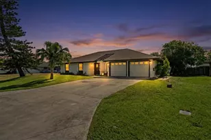 341 NW Curry St, Port Saint Lucie, FL 34983 - Photo 3