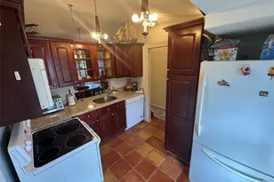 715 Gardens Dr, Pompano Beach, FL 33069 - Photo 3