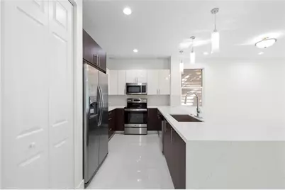 1432 SW 4th Ave, Unit #1432, Fort Lauderdale, FL 33315 - Photo 3