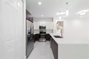 1432 SW 4th Ave, Fort Lauderdale, FL 33315 - Photo 3