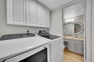 670 Kensington Pl, Wilton Manors, FL 33305 - Photo 19