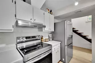 670 Kensington Pl, Wilton Manors, FL 33305 - Photo 3