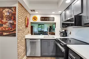 103 Royal Pk Dr, Oakland Park, FL 33309 - Photo 3