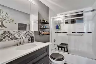 103 Royal Pk Dr, Oakland Park, FL 33309 - Photo 23