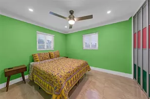 2108 NE 11th Ave, Wilton Manors, FL 33305 - Photo 15