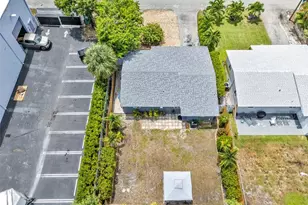 2108 NE 11th Ave, Wilton Manors, FL 33305 - Photo 27