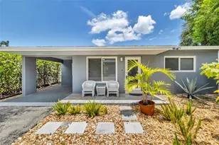 2108 NE 11th Ave, Wilton Manors, FL 33305 - Photo 1