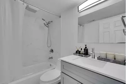 7904 NW 74th Ter, Tamarac, FL 33321 - Photo 25
