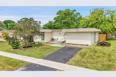 7904 NW 74th Ter, Tamarac, FL 33321 - Photo 31