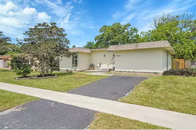 7904 NW 74th Ter, Tamarac, FL 33321 - Photo 33