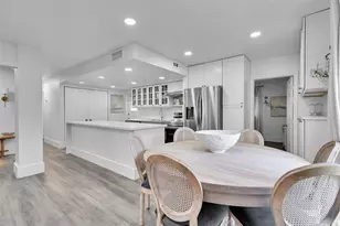 7904 NW 74th Terrace, Tamarac, FL 33321 - Photo 5