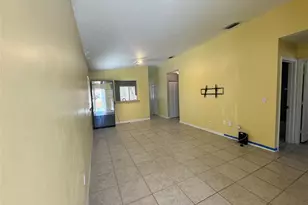 7921 NW 6th St, Pembroke Pines, FL 33024 - Photo 3