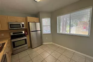 7921 NW 6th St, Pembroke Pines, FL 33024 - Photo 11