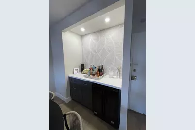 400  Kings Point Dr, Unit #1027, Sunny Isles Beach, FL 33160 - Photo 11