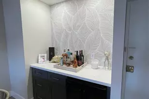 400 Kings Point Dr, Sunny Isles Beach, FL 33160 - Photo 11