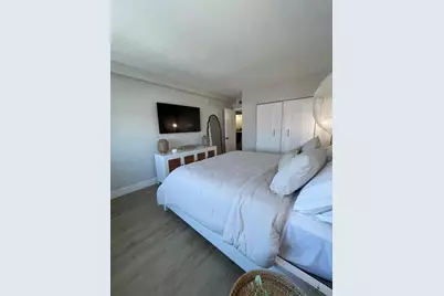 400  Kings Point Dr, Unit #1027, Sunny Isles Beach, FL 33160 - Photo 27