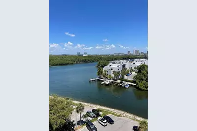 400  Kings Point Dr, Unit #1027, Sunny Isles Beach, FL 33160 - Photo 55