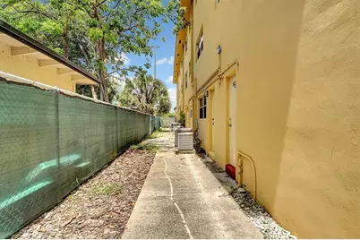 744 NE 14th Ave, Unit #4, Fort Lauderdale, FL 33304 - Photo 35