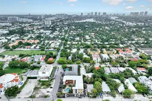 744 NE 14th Ave, Fort Lauderdale, FL 33304 - Photo 3