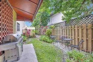 917 NE 16th Ave, Fort Lauderdale, FL 33304 - Photo 17