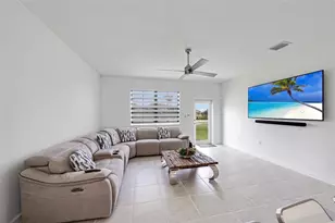 2325 SE 29th Ct, Homestead, FL 33035 - Photo 15