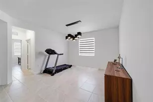 2325 SE 29th Ct, Homestead, FL 33035 - Photo 31