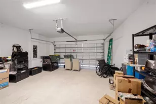 2325 SE 29th Ct, Homestead, FL 33035 - Photo 5