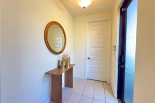 7911 NW 105th Ave, Doral, FL 33178 - Photo 3