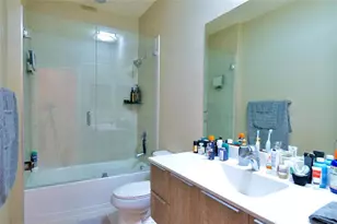 7911 NW 105th Ave, Doral, FL 33178 - Photo 17