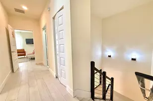 7911 NW 105th Ave, Doral, FL 33178 - Photo 23